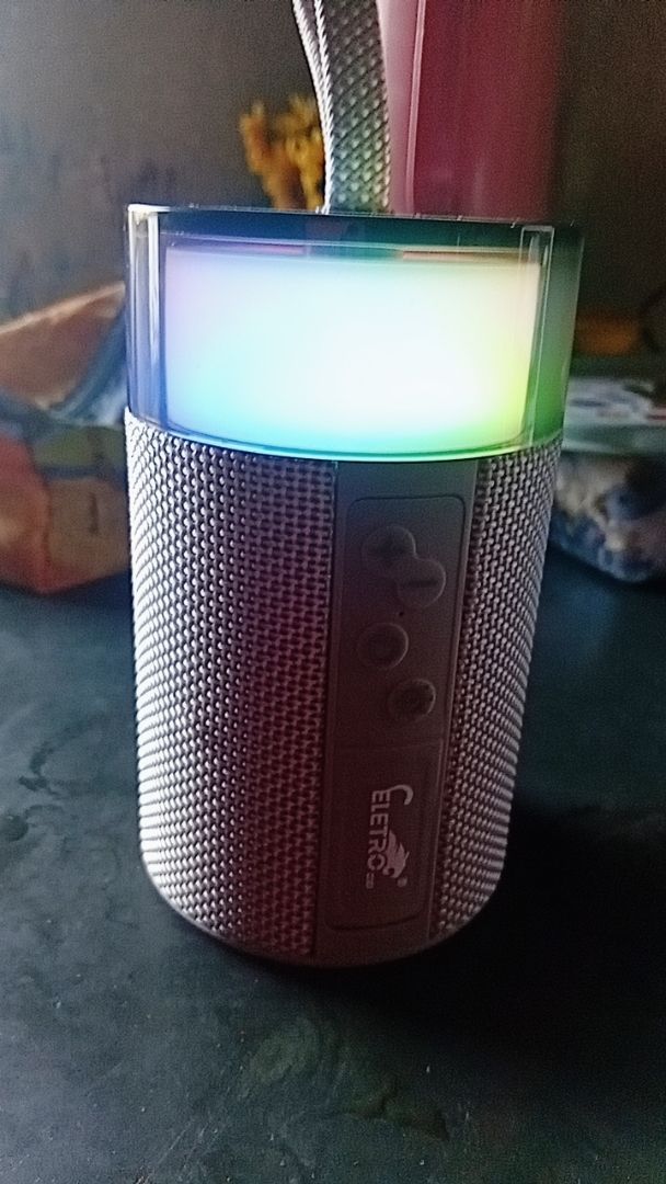 Caixa de som Bluetooth Portátil Com Led RGB Portátil FM USB TWS 30W Para Praia, Festa ou Viagem 5